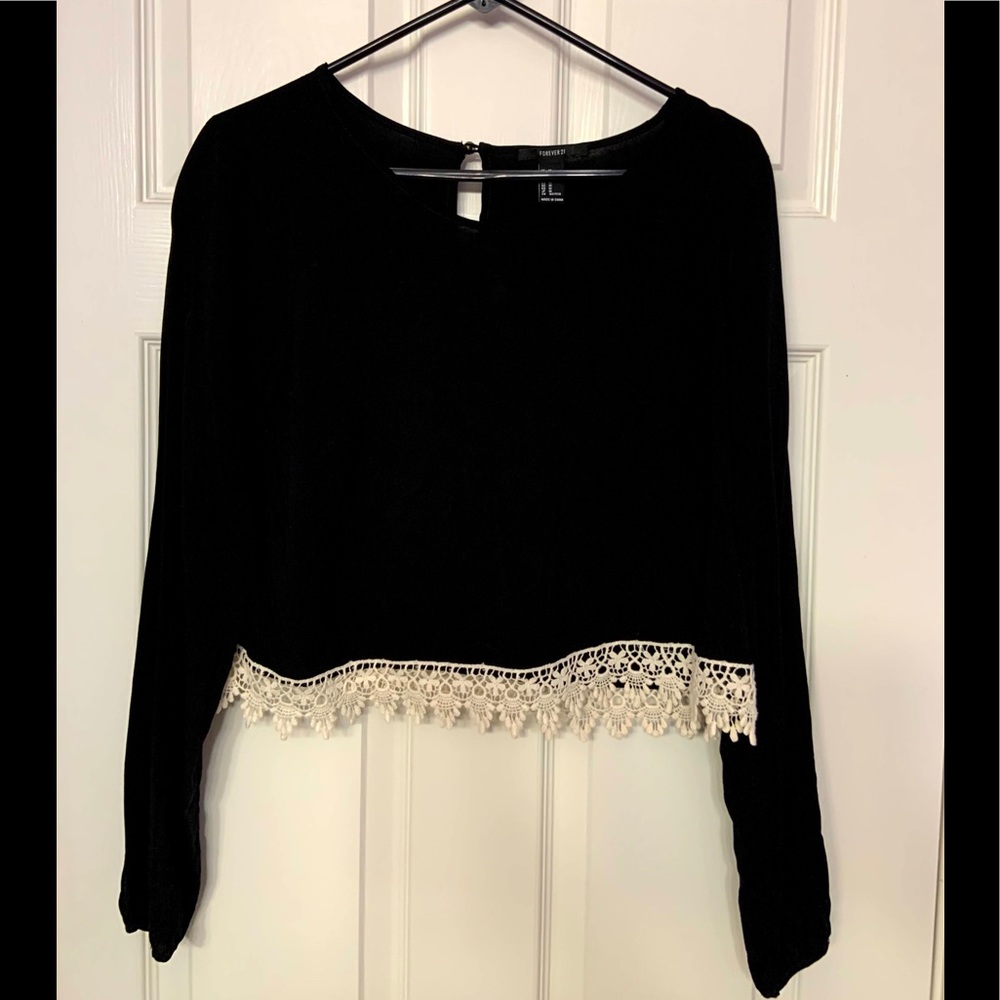Crochet trim top